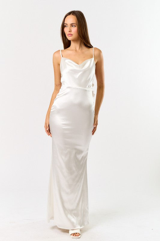To Have And To Hold 3D Floral Applique White Maxi Dress L